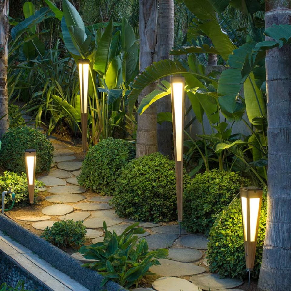 Les Jardins TINKA large model torch 