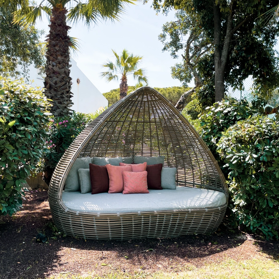 Luxury Pergolas Nook